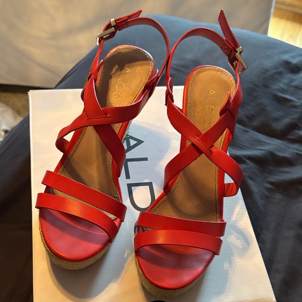 Frignani Aldo Women's Bold Coral Strappy Wedge Sandals